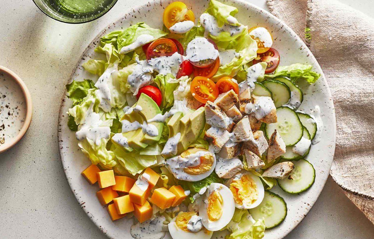 Classic American Chicken Salad with Eggs